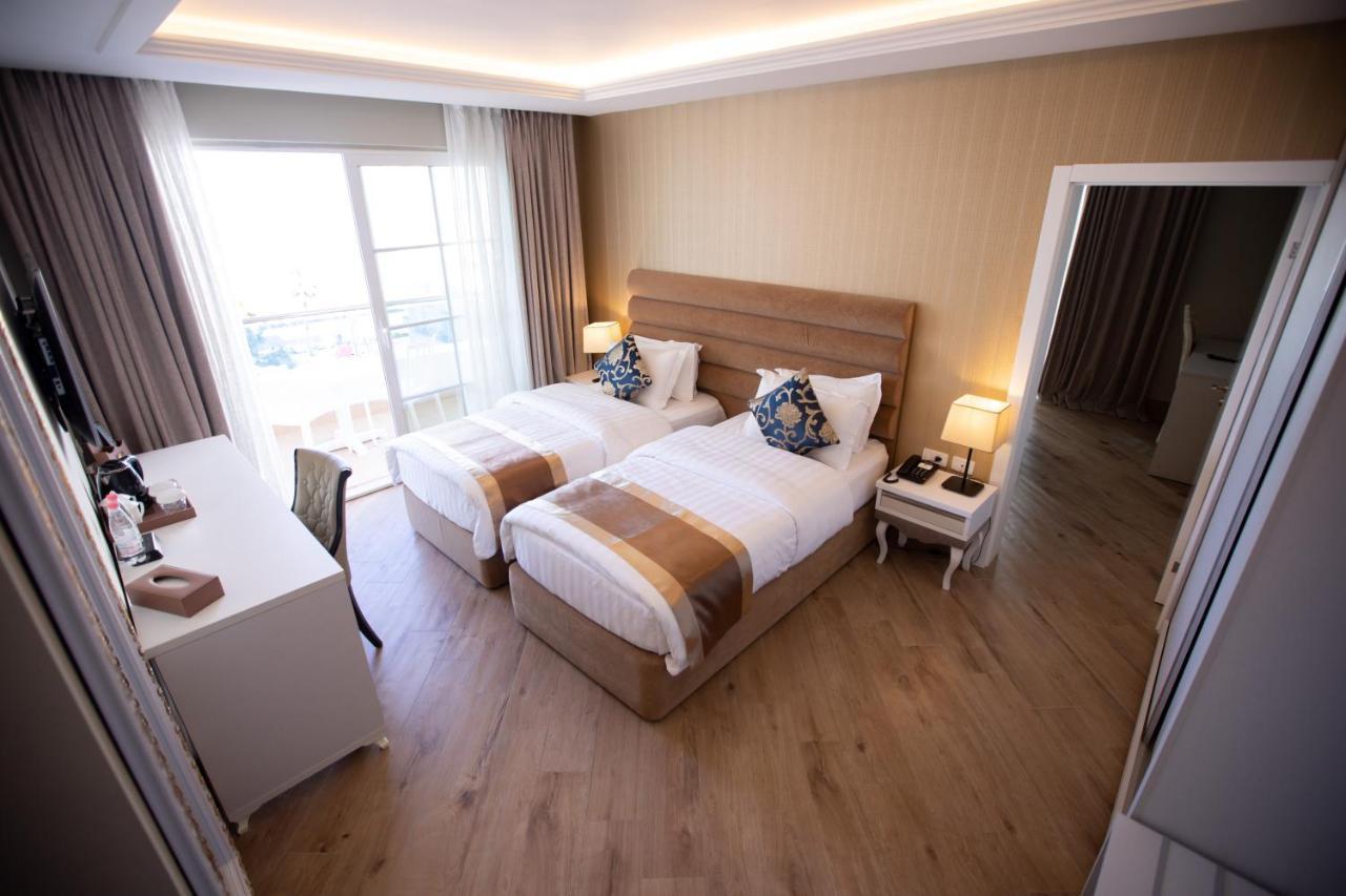 Grand Blue Fafa Resort & Spa Durrës Extérieur photo